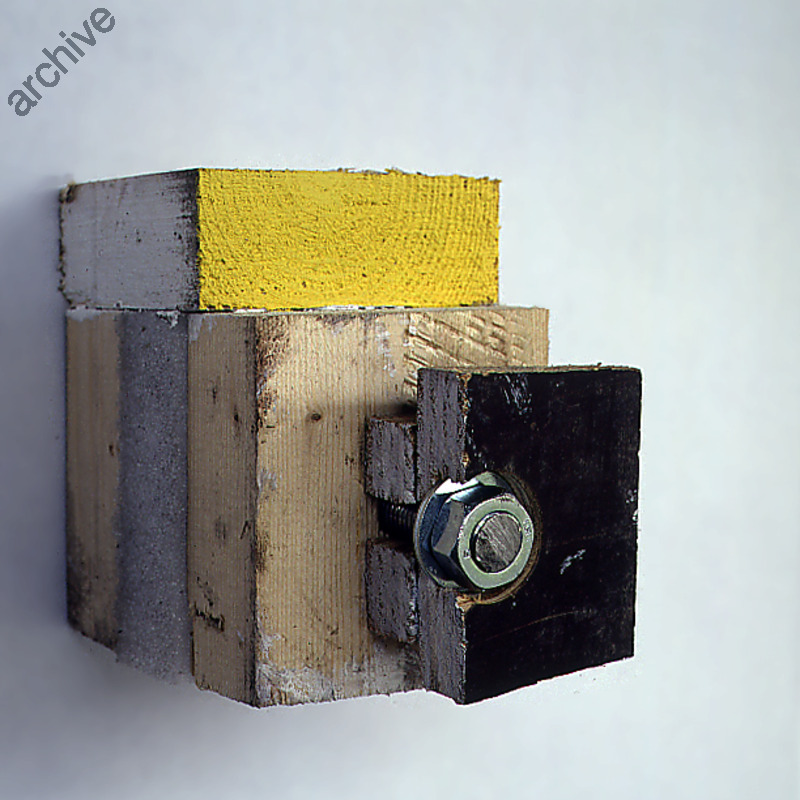 Cale - 17 x 17 x 18 cm, painted wood, metal, rubber, cardboard