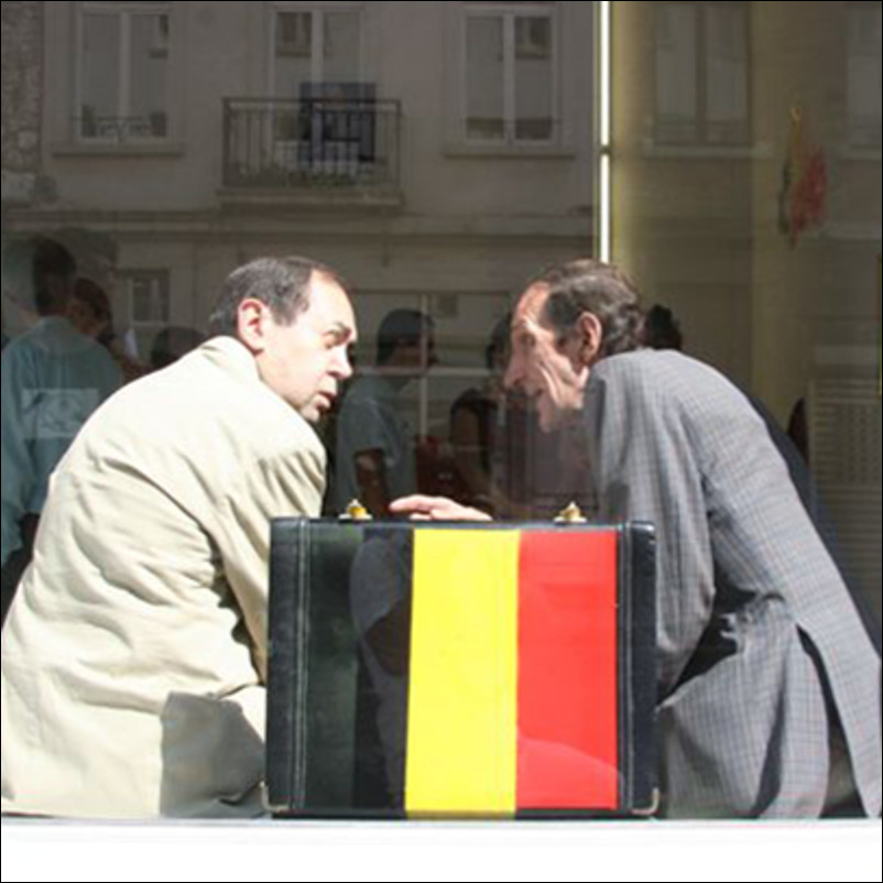 Belgian Flags - 46 x 32 x 10 cm, plastic, glass, leather, iron, painted zinc and copper